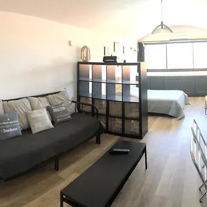 https://studio-29-cassis.fr-provencehotel.com